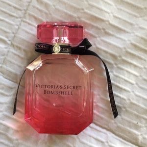 Victoria’s Secret Bombshell